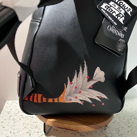Loungefly Disney Nightmare Before Christmas Figural Tree Mini Backpack NWT - Picture 6 of 8